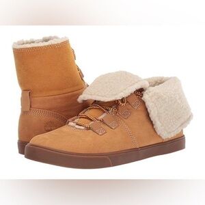 NIB Timberland Women's Dausette Boots Size 6